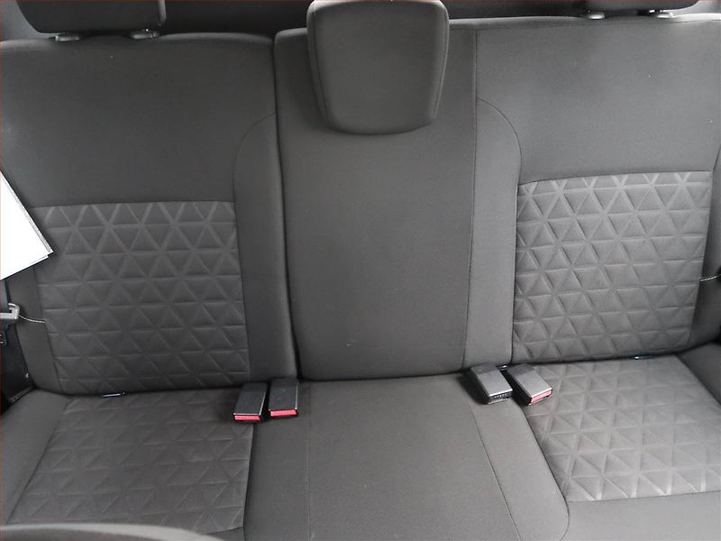 Dacia Duster (2014) 1.5 dCi, Tempomat - fotka 10 z 16
