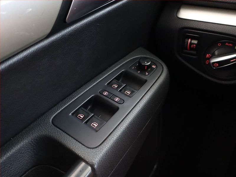 Seat Alhambra (2014) 2.0 TDI, Automat, Kůže, Navi - fotka 15 z 16