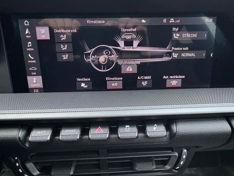 Porsche 911 (2020) Approved BOSE Střecha 20/21