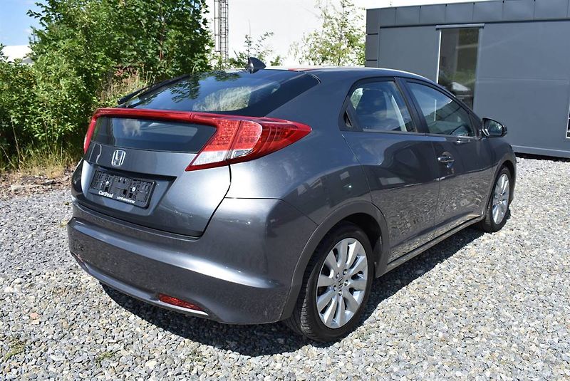 Honda Civic 1,8 i-VTEC SERVIS,1.M,MOC PĚKN - fotka 4 z 18