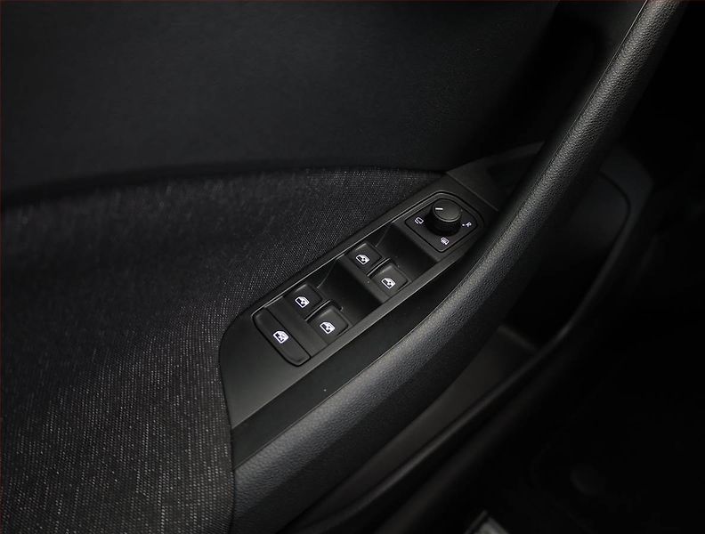 Škoda Scala (2025) 1.0 TSI, Top Selection - fotka 18 z 20