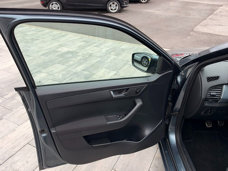 Škoda Fabia (2016) Ambition 1.2 TSI 66kW - fotka 9 z 33