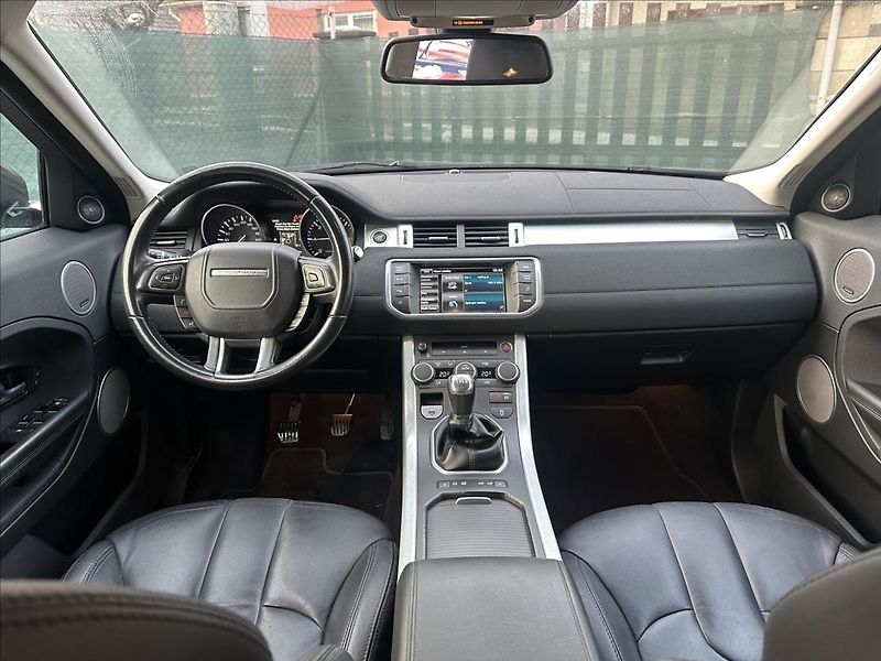 Land Rover Range Rover Evoque 2,2 4x4 TD4 SERVISKA - fotka 14 z 24