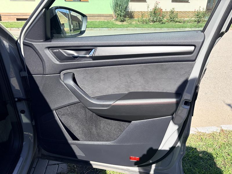 Škoda Kodiaq RS WEBASTO MATRIX CANTON - fotka 67 z 72