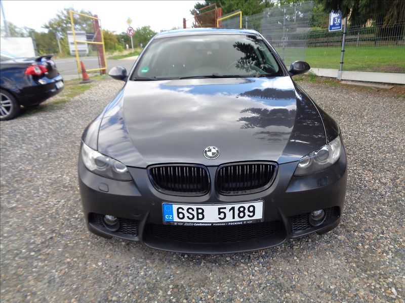BMW Řada 3 2,5 - fotka 2 z 17