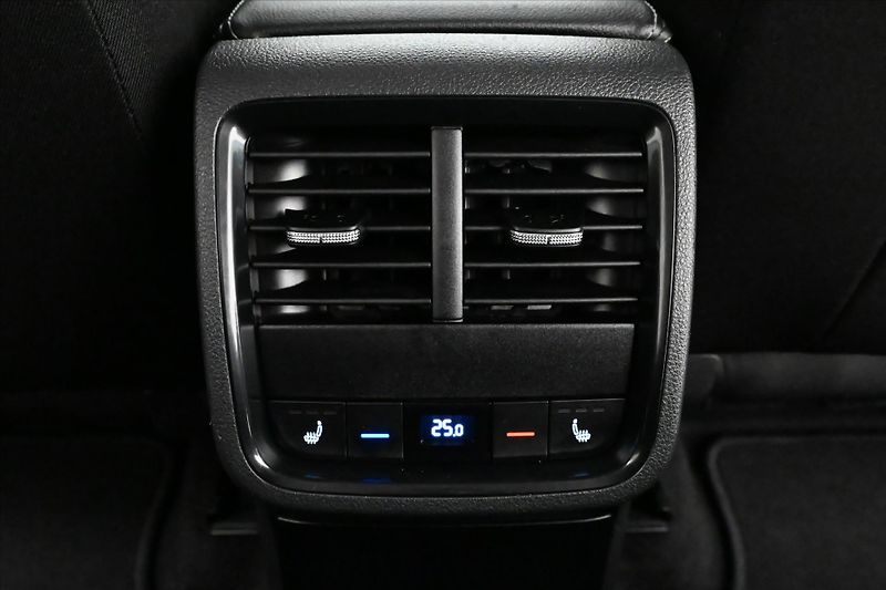 Škoda Octavia 2,0 TDI 110 kW Ambition Záruka - fotka 23 z 31