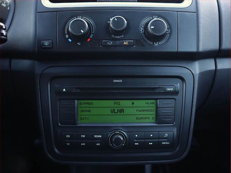 Škoda Fabia (2008) Ambiente 1.2 12V, Serv.kniha - fotka 12 z 15