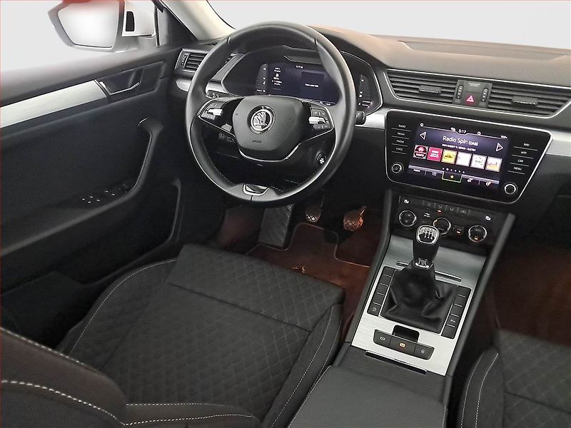Škoda Superb (2022) Style 2.0 TDI, Serv.kniha - fotka 7 z 18