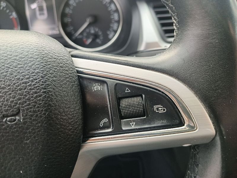 Škoda Rapid 1.2 TSI Spaceback 81kw odpočet - fotka 13 z 31