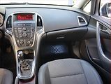 Opel Astra (2013) 1.7 CDTI, Serv.kniha, Xenony - náhled 8