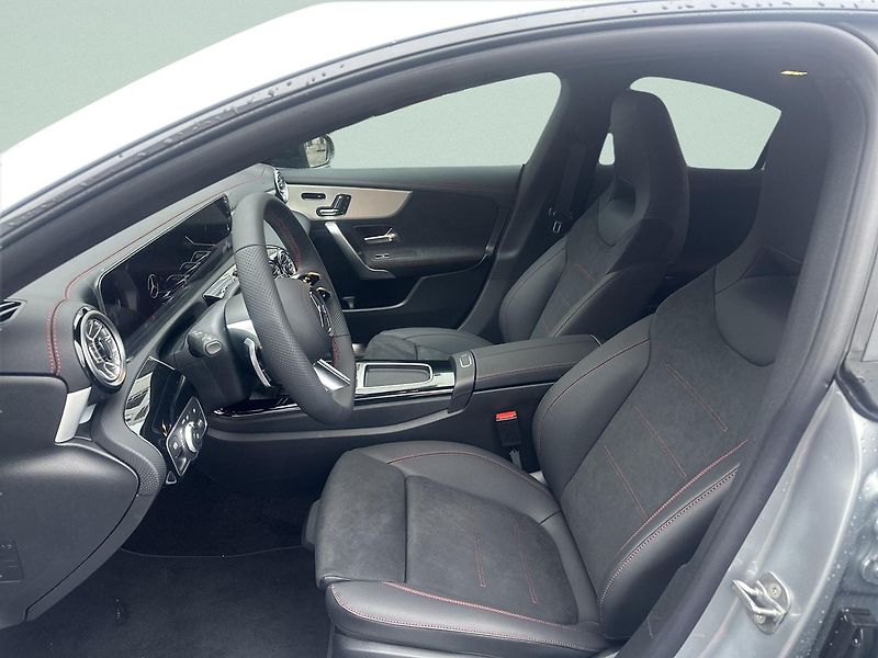 Mercedes-Benz CLA (2025) 200 d AMG Style Edition - fotka 13 z 15