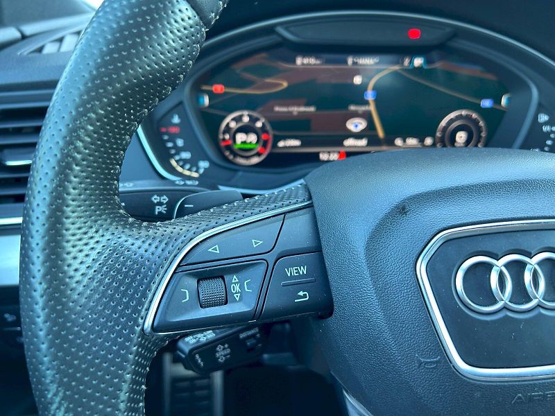 Audi Q5 (2019) 3.0 TDI 210kW Quattro S-LINE - fotka 13 z 35