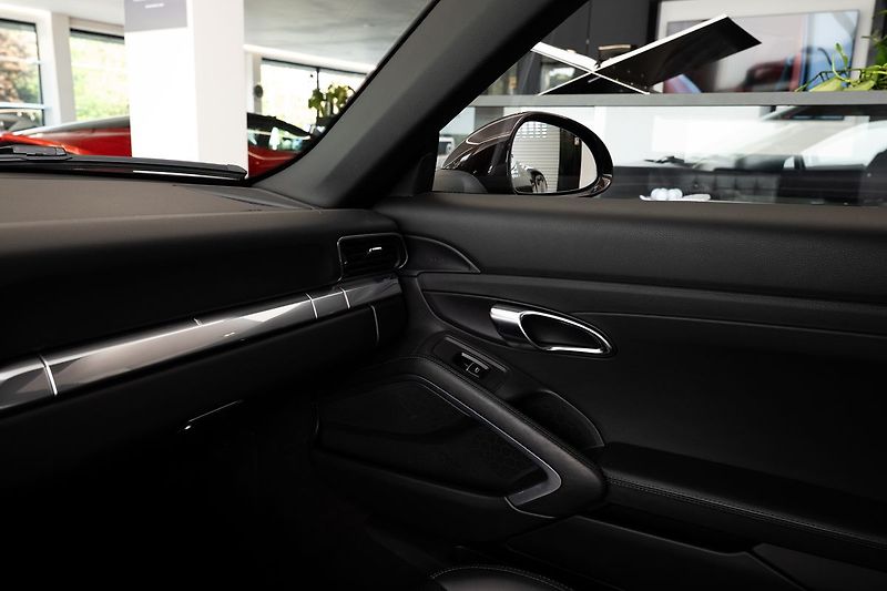 Porsche 911 (991) Carrera/Manuál/Mahagonim - fotka 15 z 17