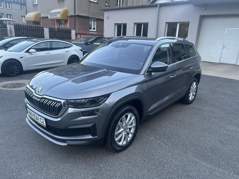 Škoda Kodiaq 2,0TDi,110kw,DSG,19ALU  - fotka 2 z 51