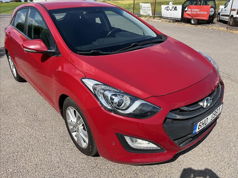Hyundai i30 1,6 CRDi ČR ALU KAMERA 2x KOLA - fotka 3 z 32