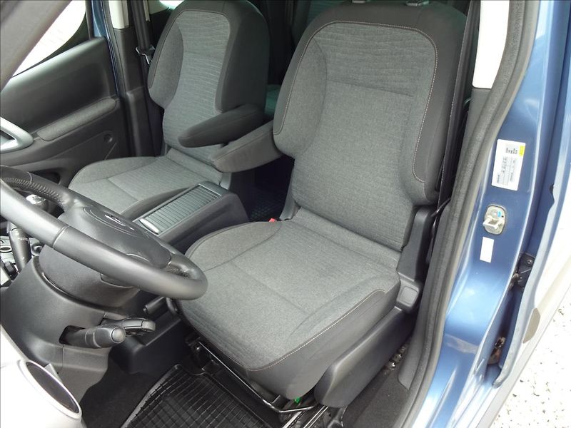 Citroën Berlingo 1,6 HDI 73kW - fotka 17 z 44