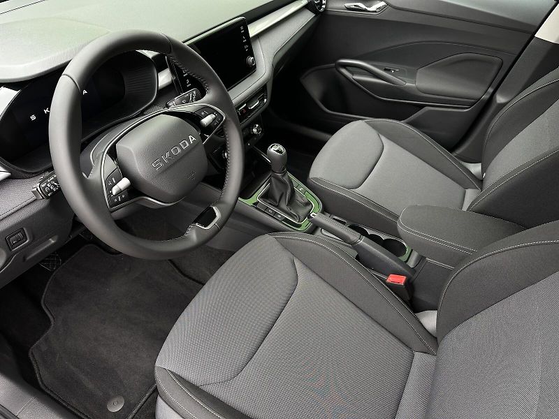 Škoda Fabia 1.0TSi 95PS LED V.Cockpit 2Z.C - fotka 12 z 40