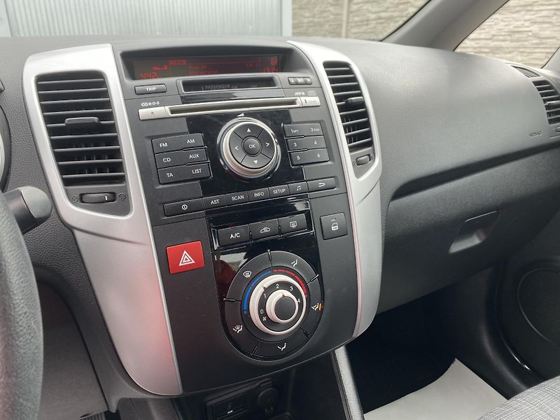 Kia Venga 1.4i 16v 90PS KLIMA SERVIS!!!  - fotka 144 z 144