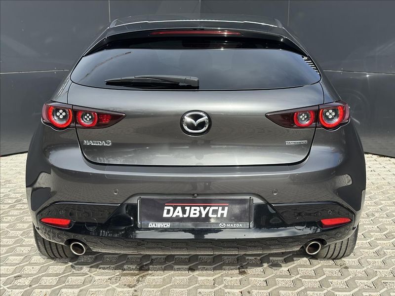 Mazda 3 2,0 Skyactiv-G Selection AT - fotka 8 z 28