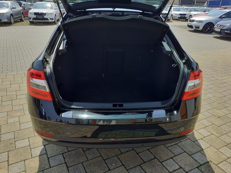 Škoda Octavia (2019) 1.0 TSi Ambition  ČR - fotka 21 z 31