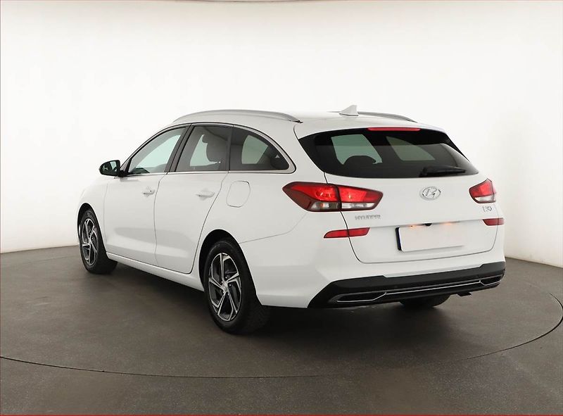Hyundai i30 (2021) 1.5 T-GDI MHEV, Automat, ČR - fotka 4 z 20