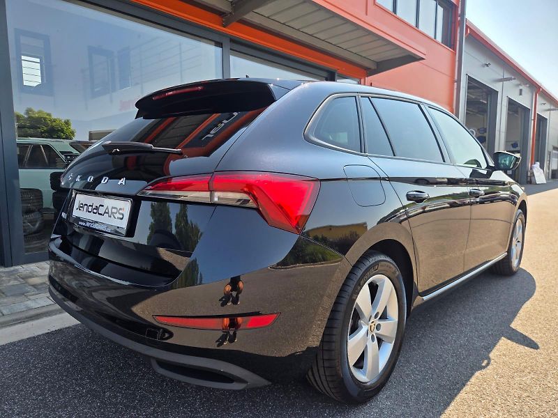 Škoda Scala (2021) 1.0 TSI DSG TAŽNÉ ZAŘÍZENÍ - fotka 2 z 9