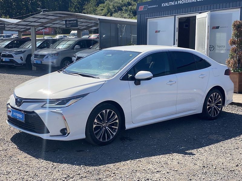 Toyota Corolla 1.8HEV, ČR, Style, DPH - fotka 4 z 16