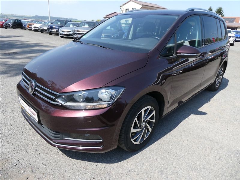 Volkswagen Touran 1,4 TSi 110kW DSG, navi, závěs - fotka 5 z 43