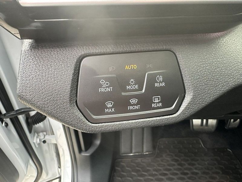 Volkswagen ID.4 VW GTX 220kW 4x4 - fotka 13 z 28