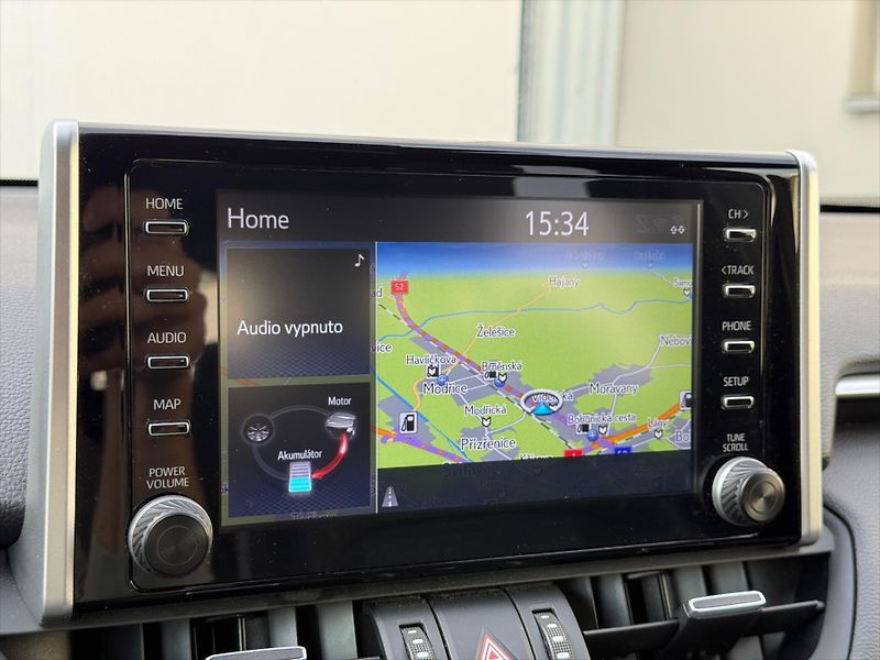 Toyota RAV4 2,5 Selection, 4x4, Hybrid - fotka 15 z 20