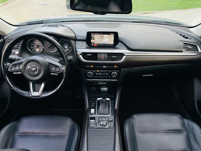 Mazda 6 2.5i AUT KAMERA SERVISKA TAŽNÉ - fotka 26 z 61