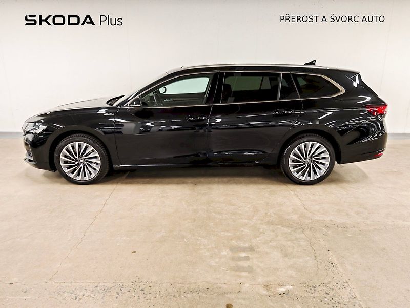 Škoda Superb (2025) Combi 2.0 TDI 142 kW DSG 4x4 L - fotka 3 z 36