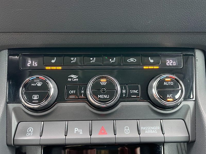 Škoda Karoq (2022) 2.0TDi 4x4! DSG! Style+! Tažné - fotka 19 z 46