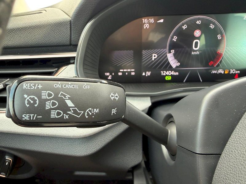 Škoda Scala (2025) 1.0TSI 85kW DSG Top Selection - fotka 14 z 35