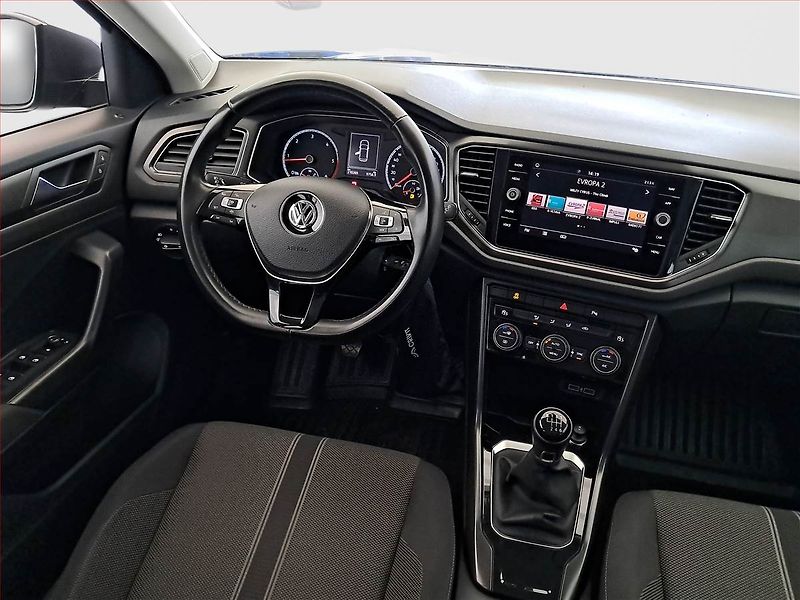 Volkswagen T-Roc (2019) 1.6 TDI, Tempomat - fotka 7 z 16