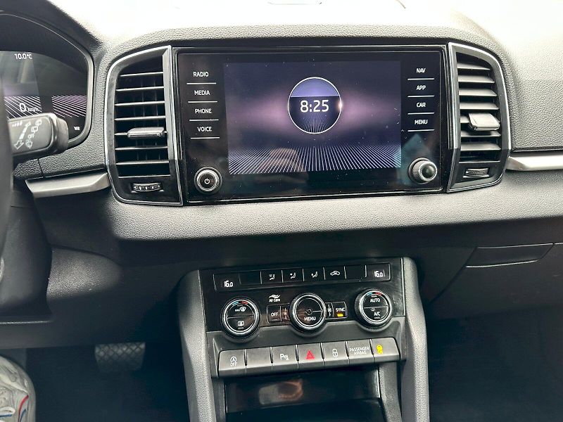 Škoda Karoq (2023) 2.0 TDI 85kW Ambition DSG - fotka 13 z 24