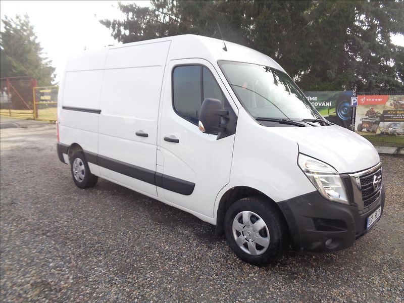 Nissan Interstar 2,3 - fotka 1 z 22