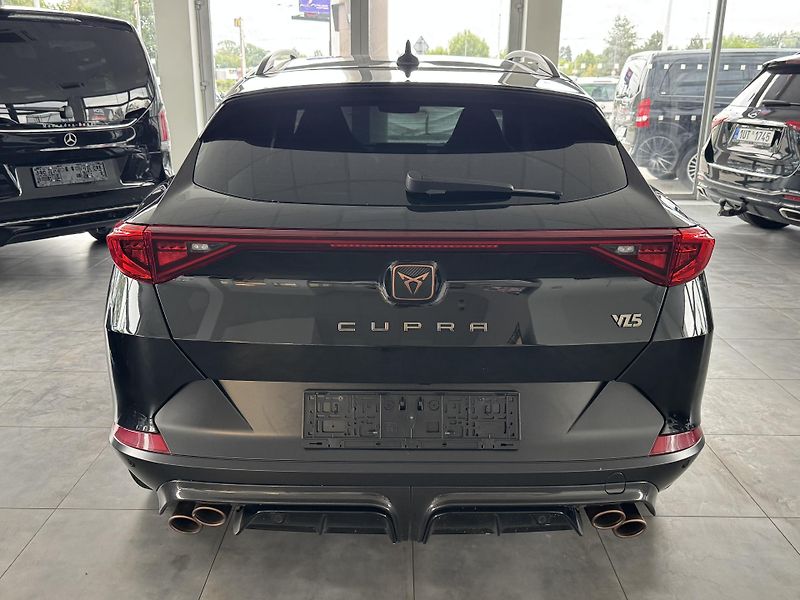 Cupra Formentor (2023) 2,5TSIF VZ5 DSG 4x4  - fotka 6 z 37