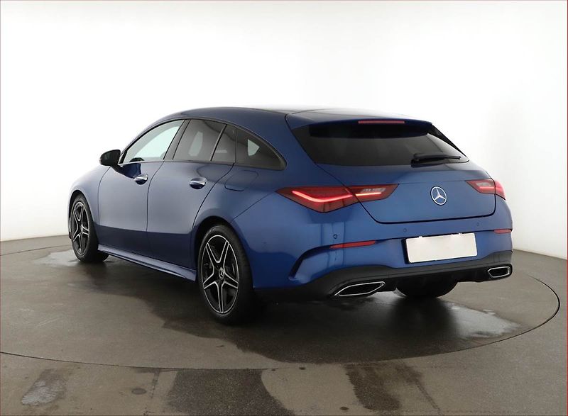 Mercedes-Benz CLA (2025) 200, AMG Line, Matrix, Kamera - fotka 4 z 27
