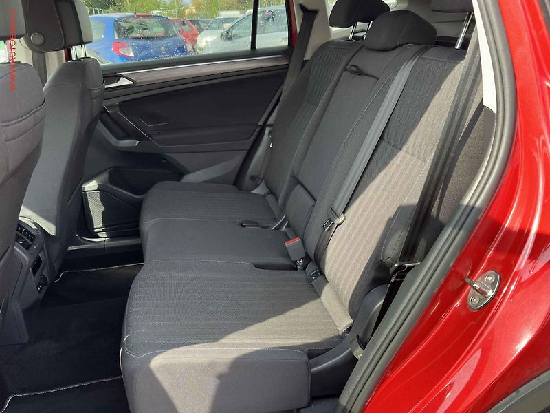 Volkswagen Tiguan Allspace (2022) 1.5 TSi, 1.maj,ČR, Life - fotka 10 z 18