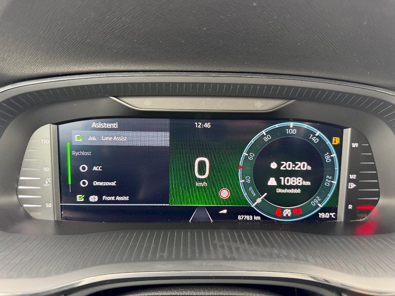 Škoda Octavia (2022) 2.0 TDI 110kW Ambition Plus Ex - fotka 16 z 35