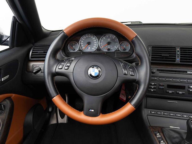 BMW M3 Cabrio - fotka 14 z 22