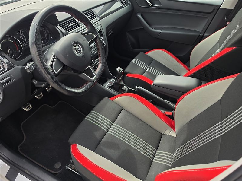 Škoda Rapid 1,2 TSi 77KW Monte Carlo ALU - fotka 11 z 42
