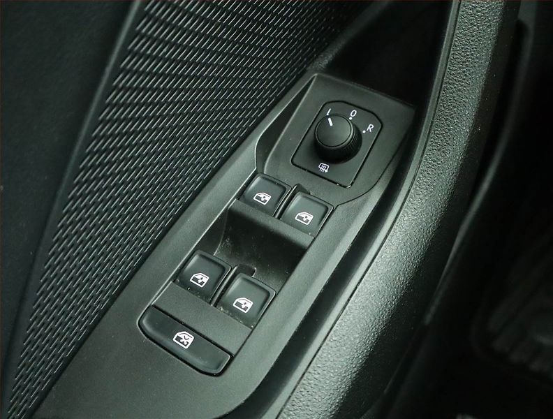 Škoda Octavia (2022) Ambition 2.0 TDI, ČR,1.maj - fotka 14 z 15