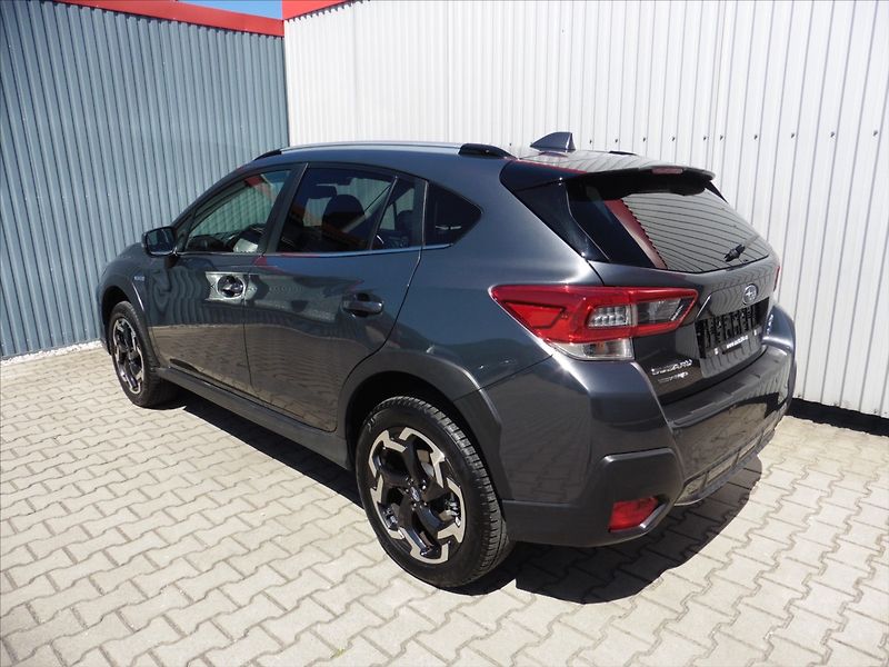 Subaru XV 2,0 Exclusive AWD A/T, EyeSigh - fotka 3 z 24