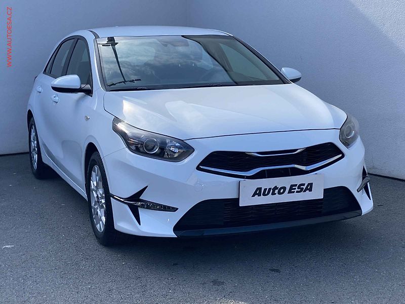 Kia Ceed (2023) 1.5 T-GDi, 1.maj,ČR, Spin - fotografie inzerátu