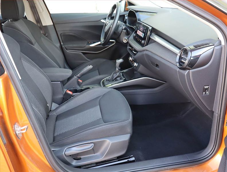 Škoda Fabia (2022) 1.0 TSI, Automat, Tempomat - fotka 9 z 17