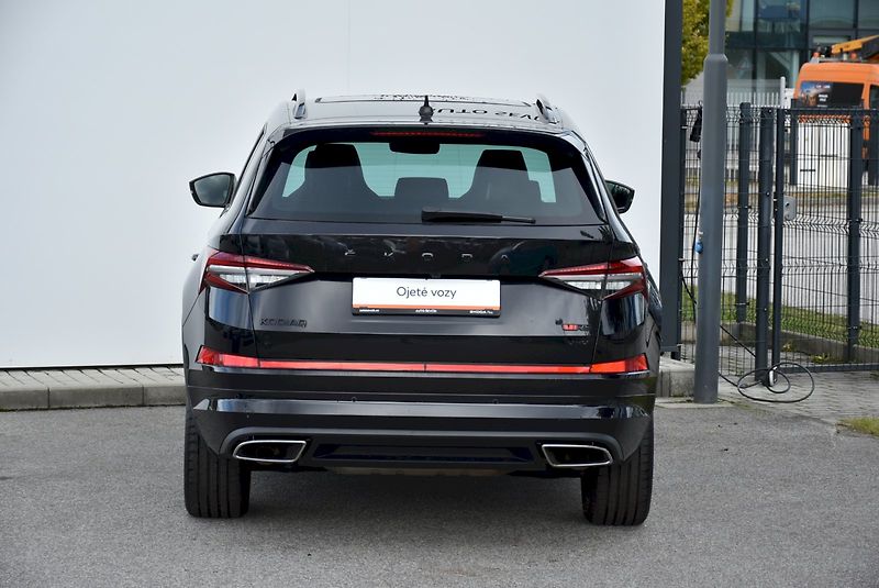Škoda Kodiaq (2022) RS 2.0 TSI 180kW DSG 4x4 - fotka 9 z 32