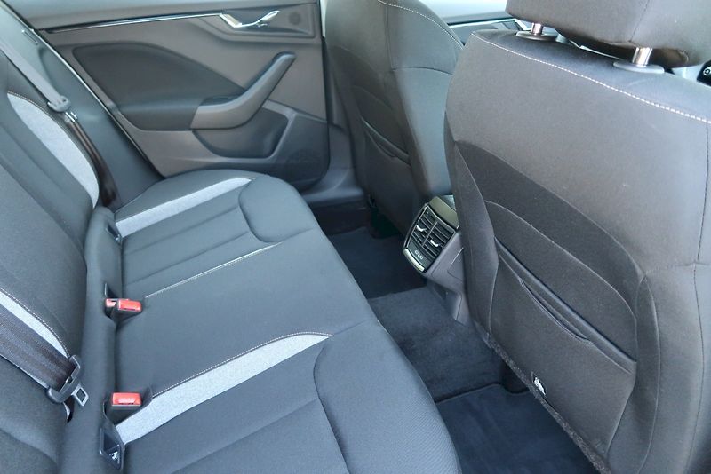Škoda Kamiq (2025) Selection 1.0 TSI 85 kW - fotka 12 z 29