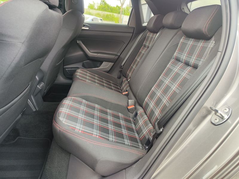 Volkswagen Polo 2.0 TSi/147kW GTI DSG - fotka 11 z 27